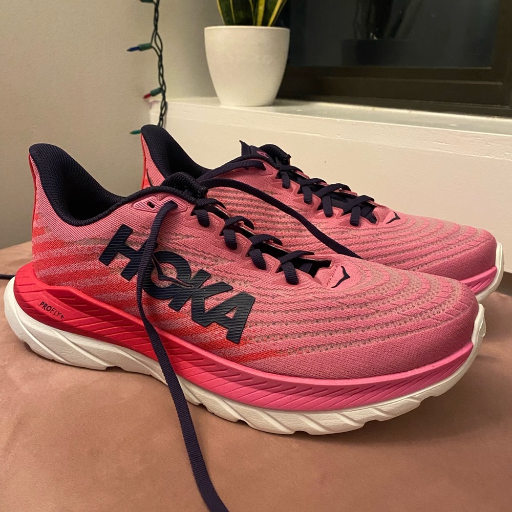 Hoka Mach 5 Size 9